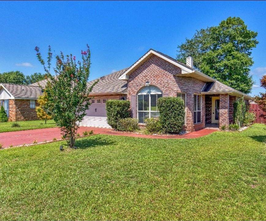 2269 Farrington Loop - Photo 1