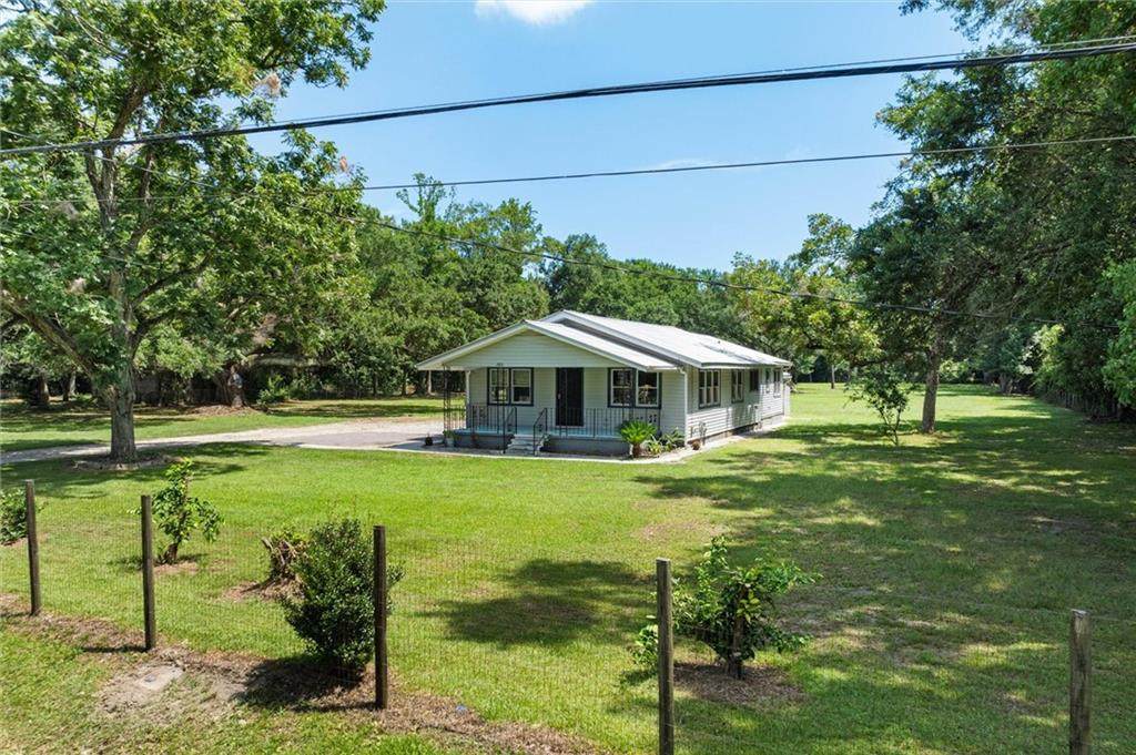 1501 Terrell Road - Photo 1