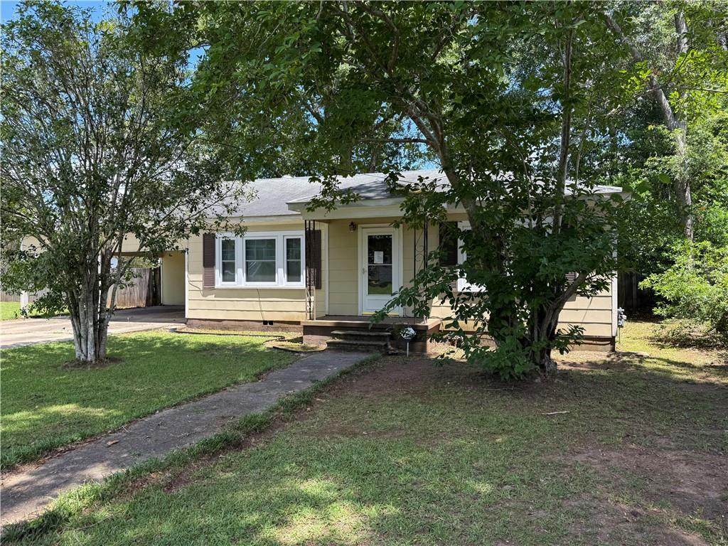 122 Mcintyre Avenue - Photo 1