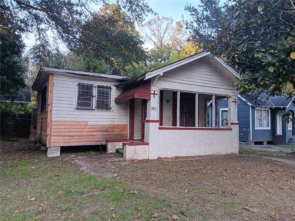 1010 Montgomery Street - Photo 1