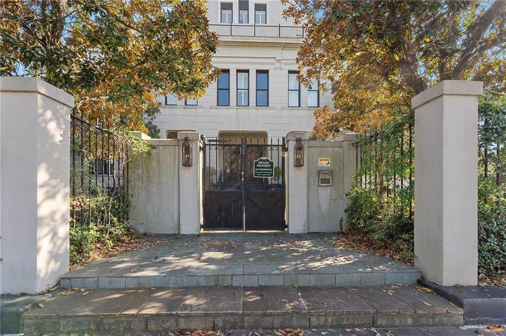 753 St Francis Street - Photo 1