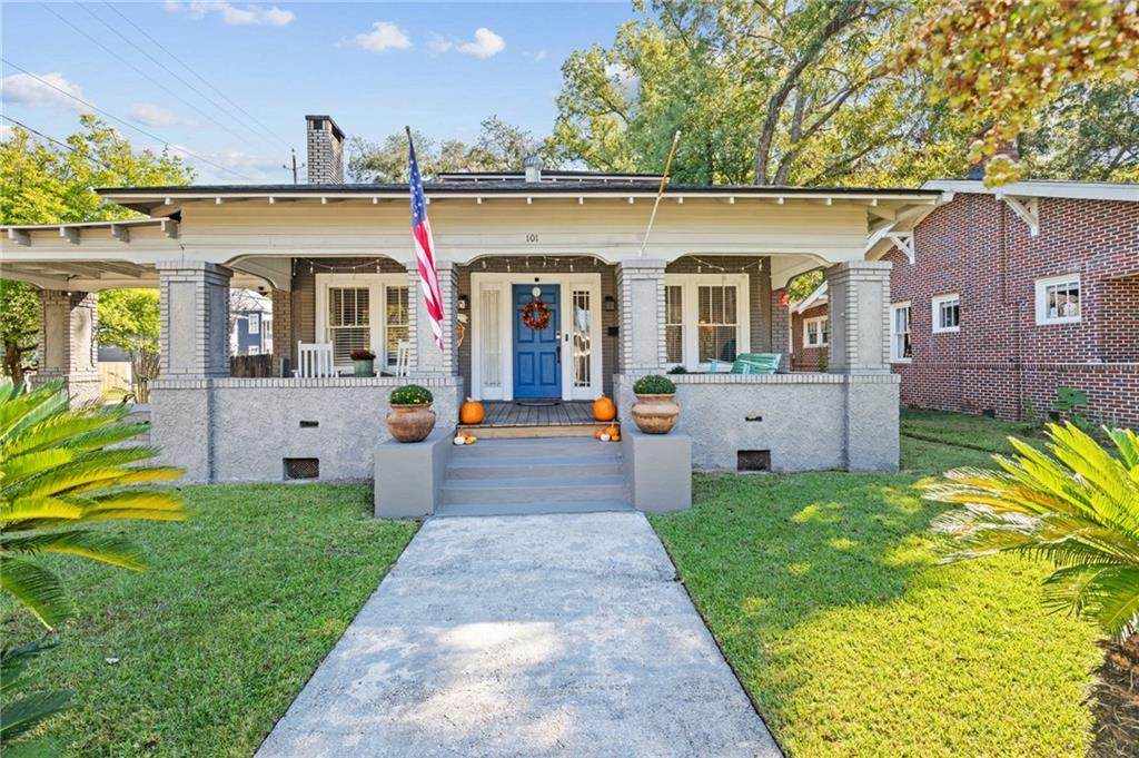 101 Bradford Avenue - Photo 1