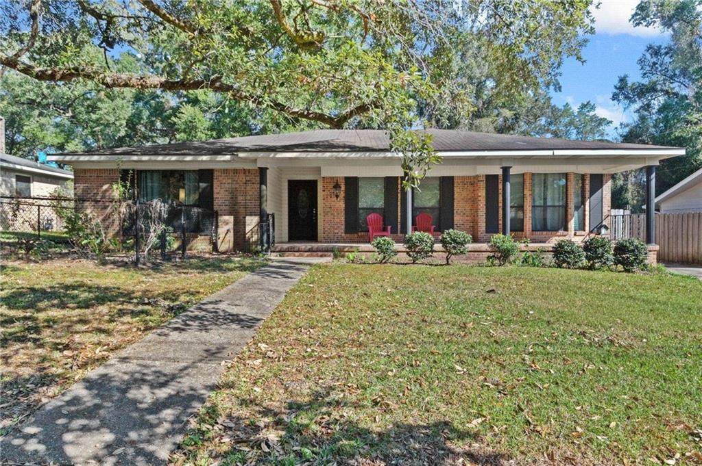 2705 Woodcliff Drive - Photo 1