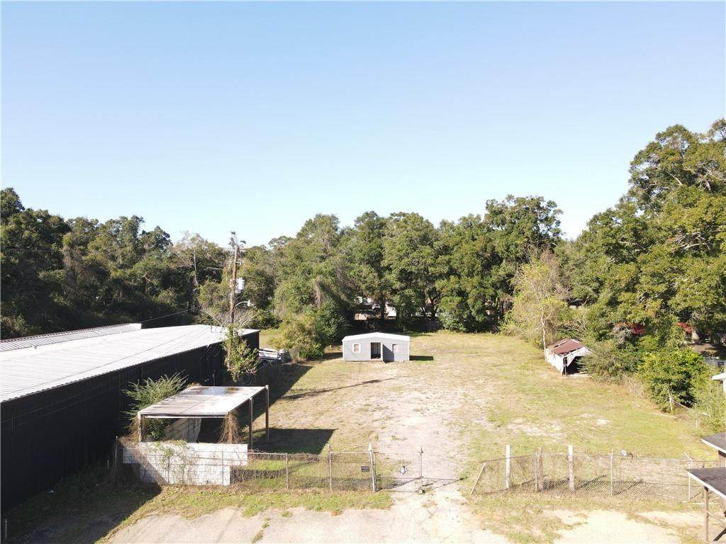 319 Highway 43 - Photo 1