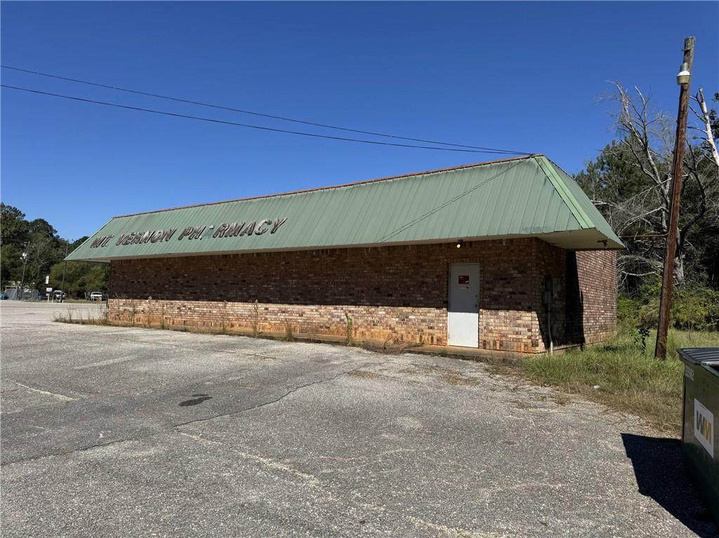 19390 Highway 43 - Photo 1