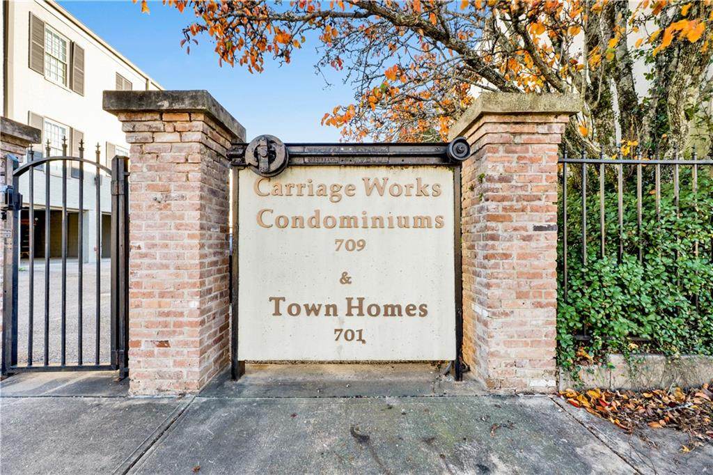 709 Dauphin Street - Photo 1