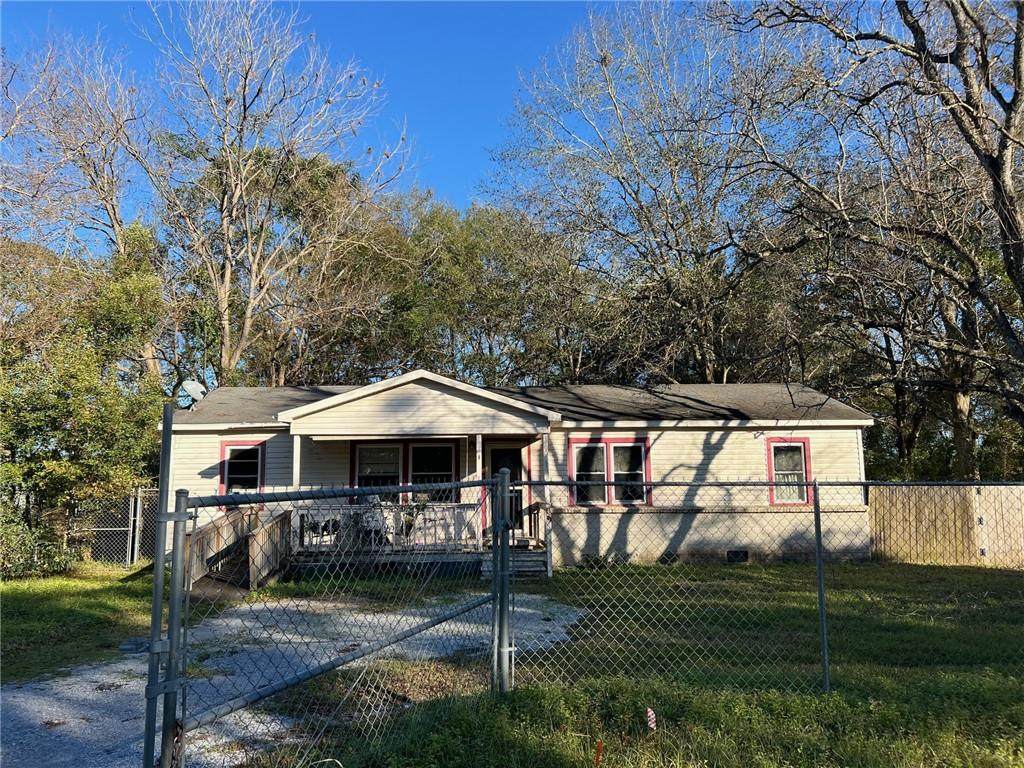 6051 Mamount Boulevard - Photo 1