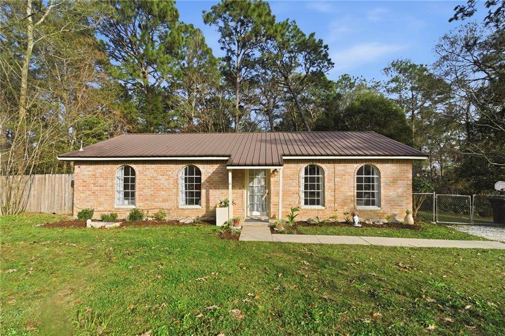 4657 Clarendon Drive - Photo 1