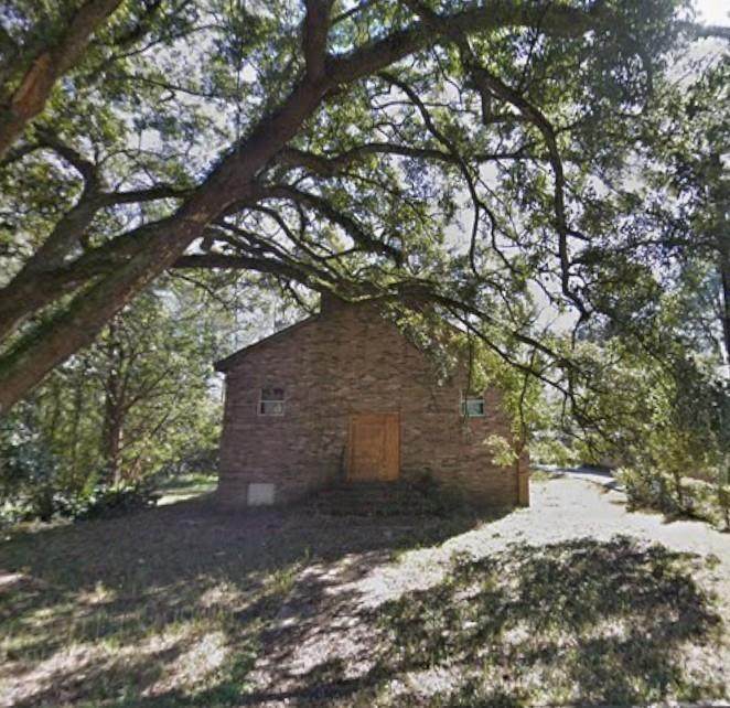 2419 Brewton Avenue - Photo 1