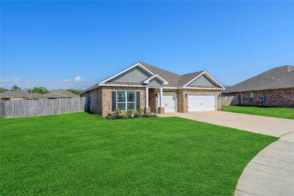 9128 Oak Alley Way - Photo 1