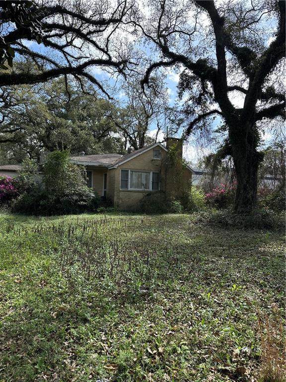 422 Highway 43 - Photo 1