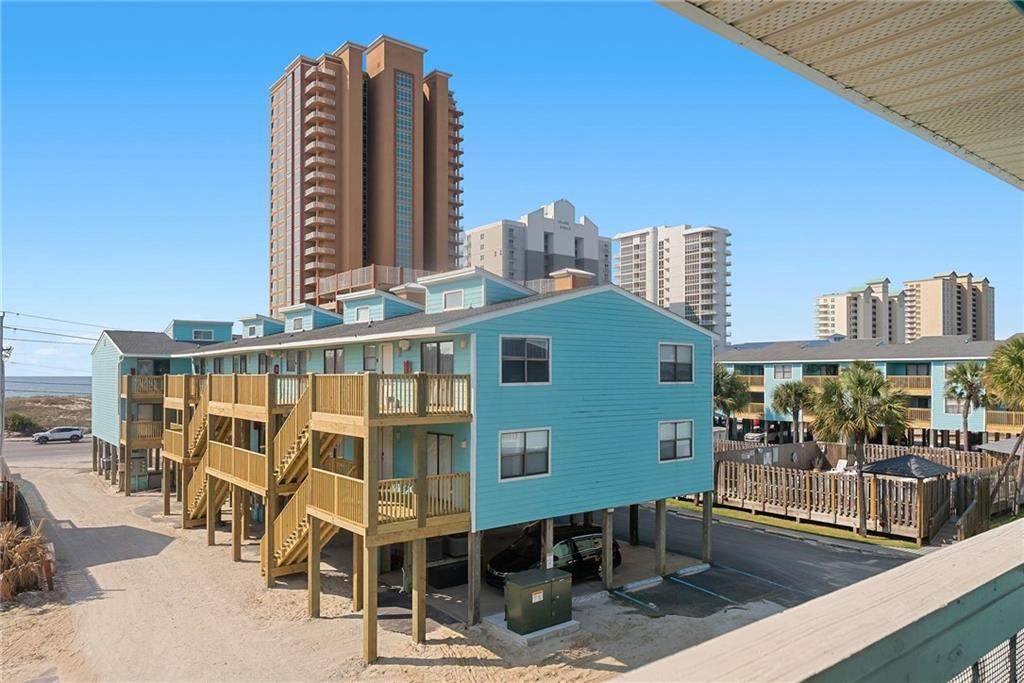 728 Beach Boulevard - Photo 1