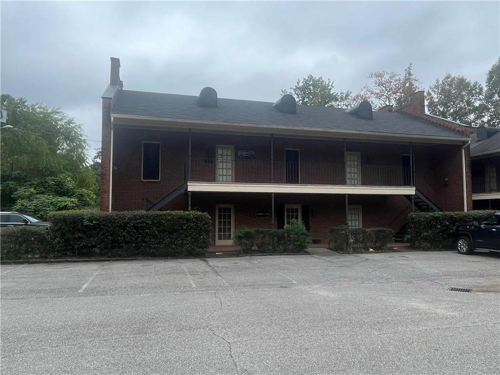6051 Airport Boulevard - Photo 1