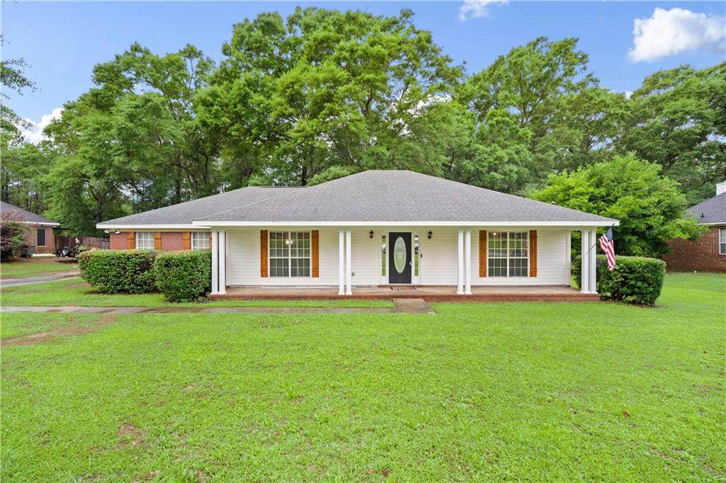 4013 Blakewood Drive - Photo 1