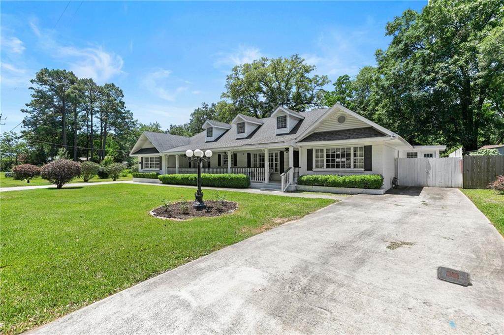927 Cleveland Road - Photo 1