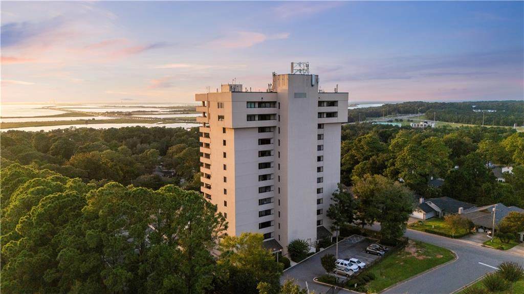 100 Tower Drive - Photo 1