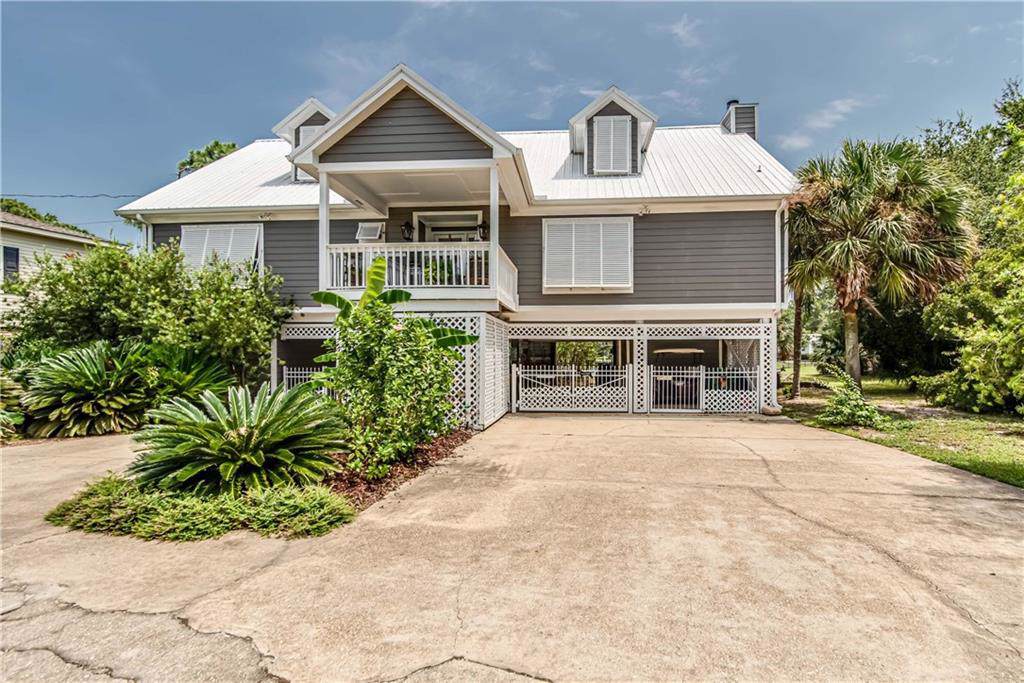 400 Brava Costa Street - Photo 1