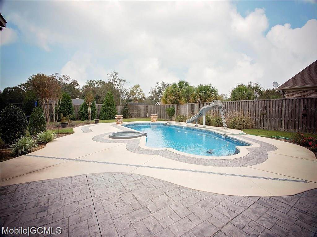 3258 Newcastle Drive - Photo 1