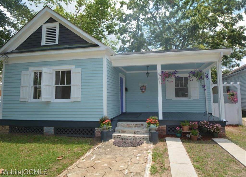 961 Selma Street - Photo 1
