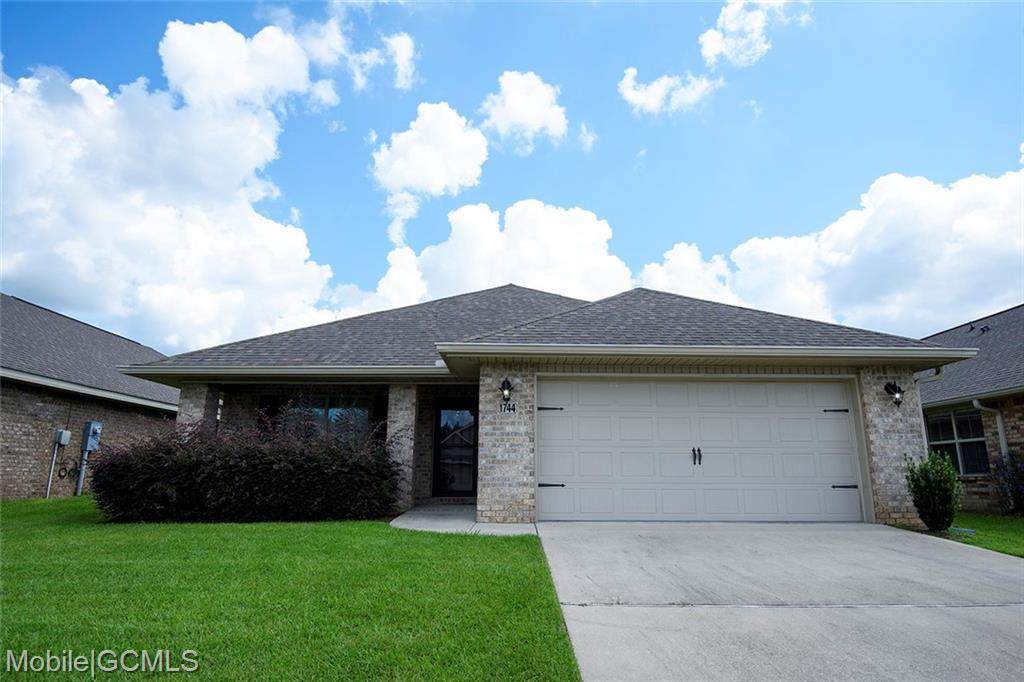 1744 Toulouse Lane - Photo 1