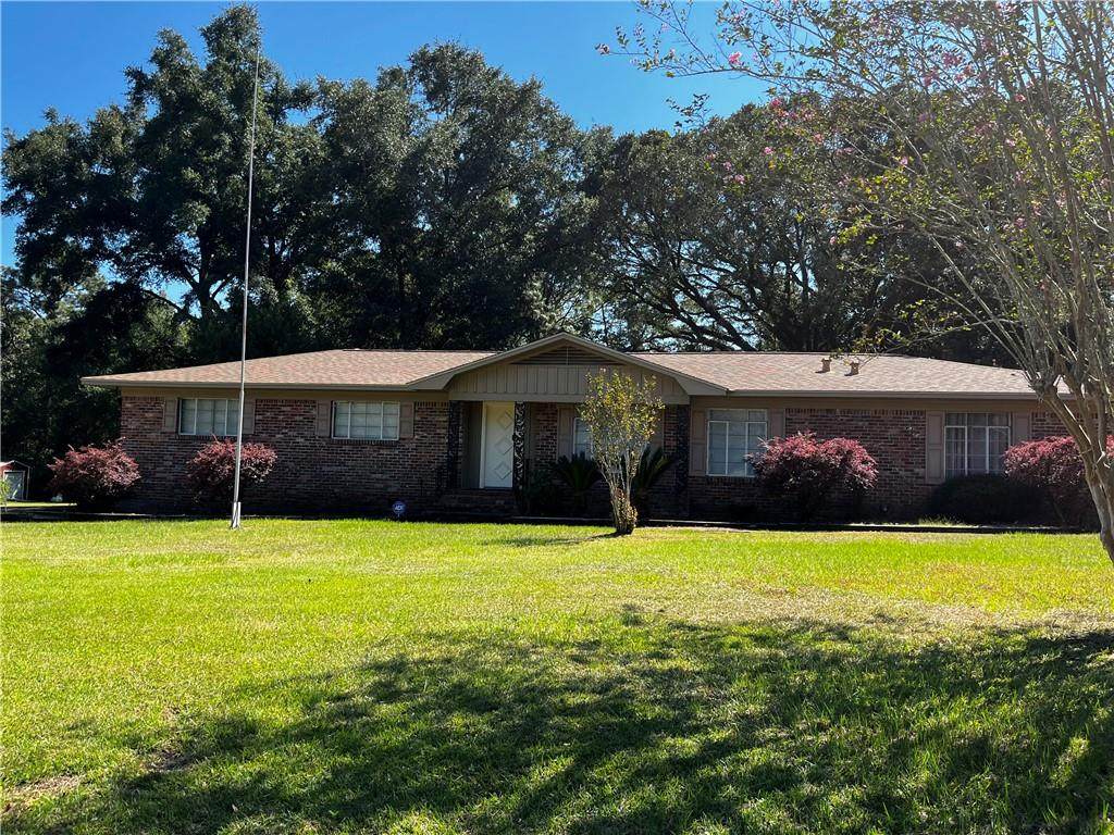 1562 Shan Drive - Photo 1