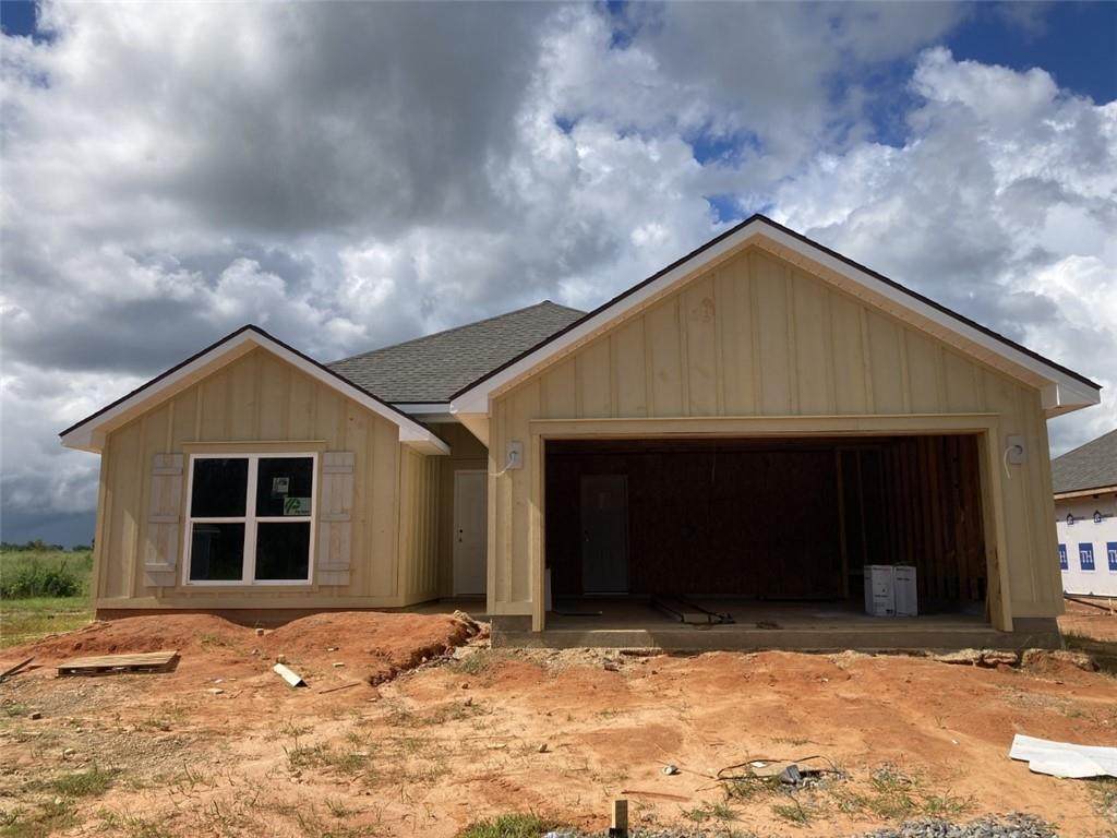 1186 Hayward Loop - Photo 1