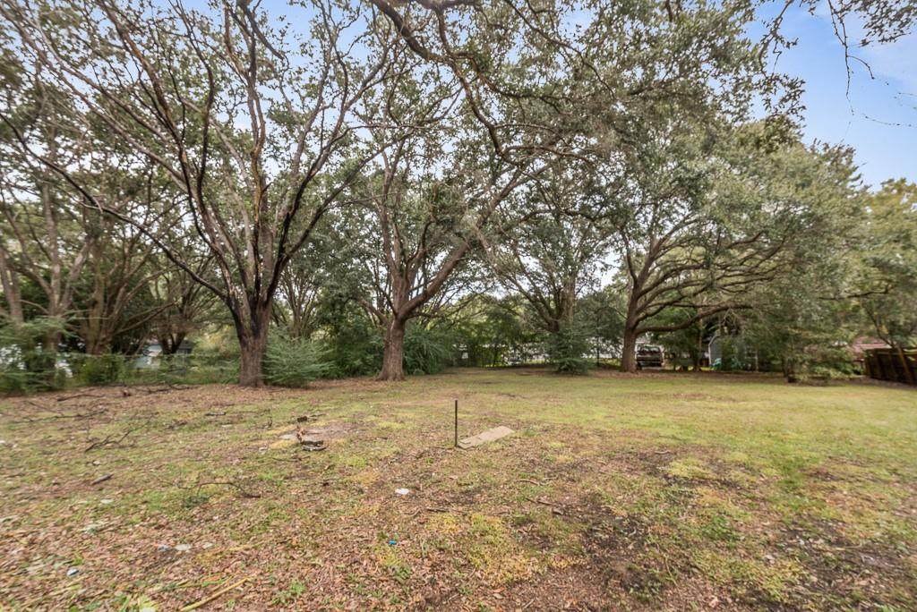 8960 Howells Court - Photo 1