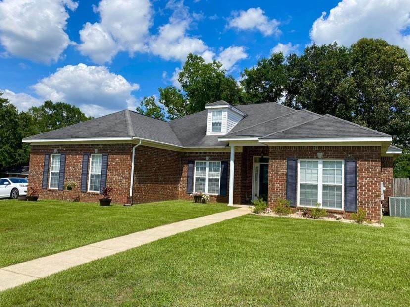 2590 Oak Grove Drive - Photo 1