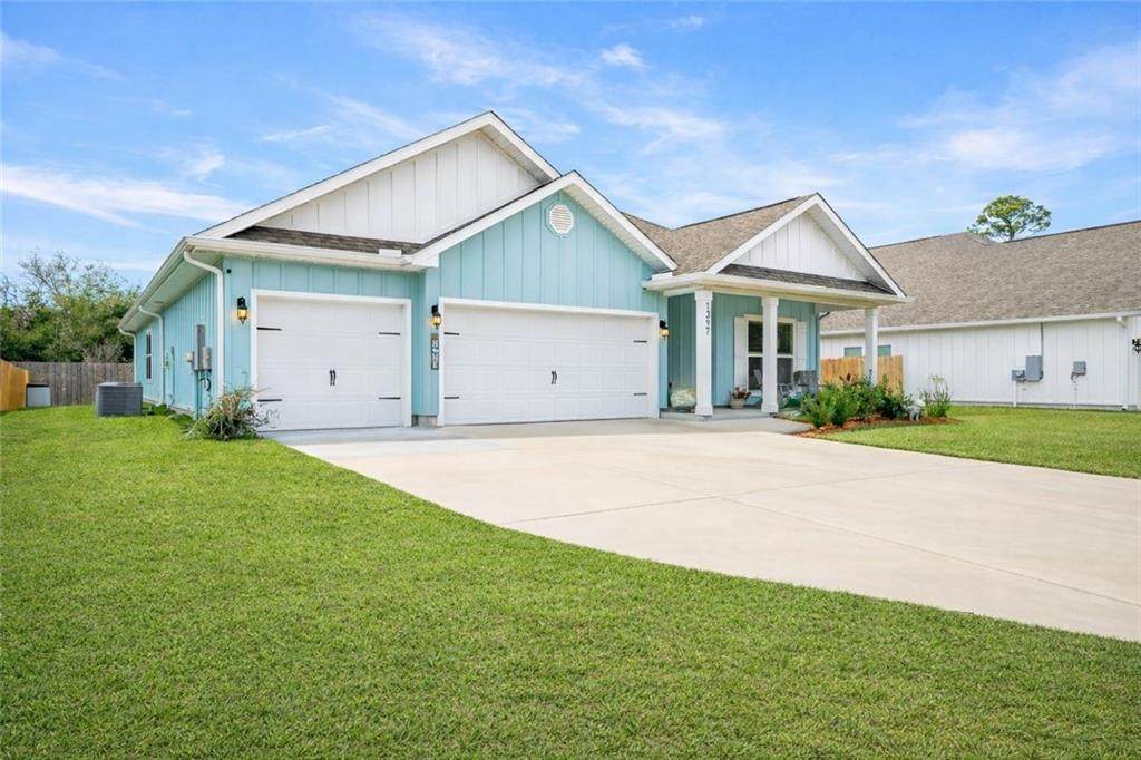 1397 Holland Street - Photo 1