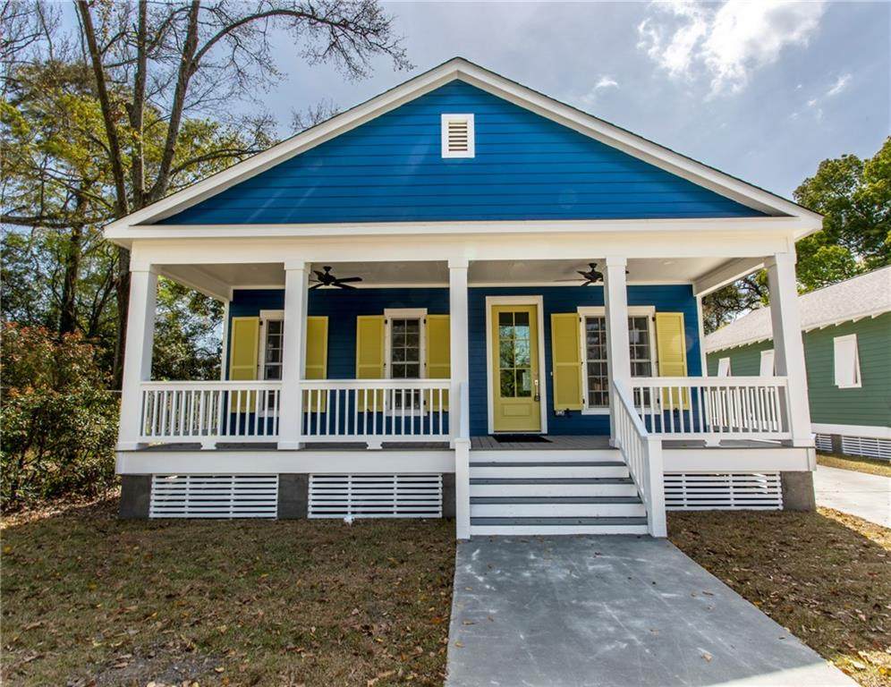 1009 Selma Street - Photo 1