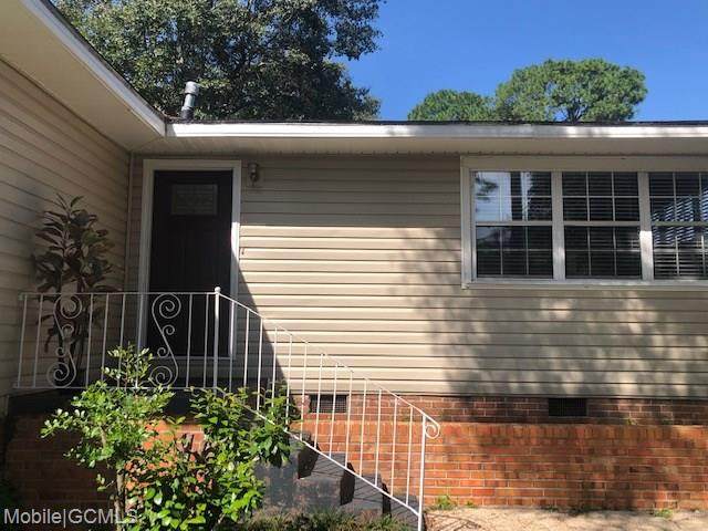 4705 Bellewood Drive - Photo 1