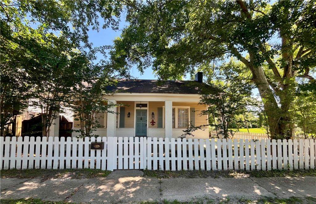 965 Selma Street - Photo 1