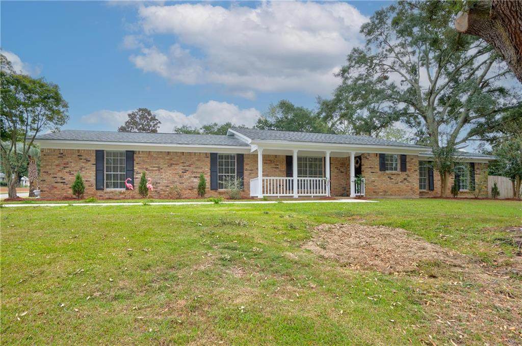 2933 Lloyds Lane - Photo 1