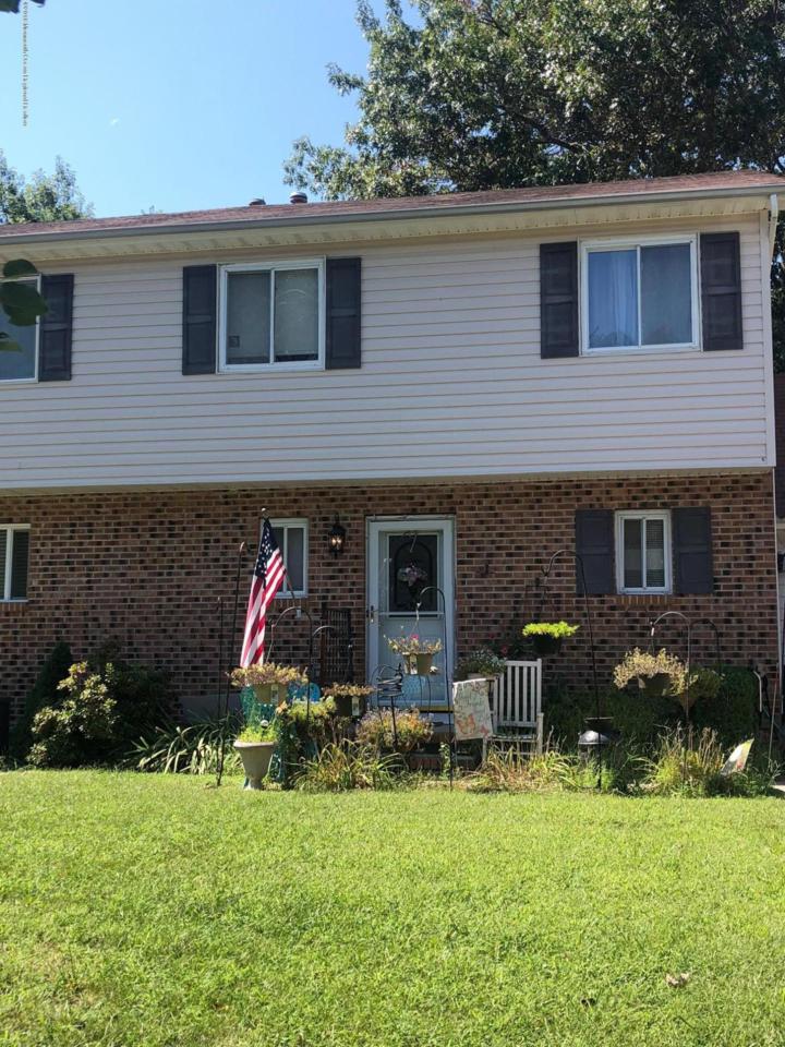 2 Desiree Court - Photo 1
