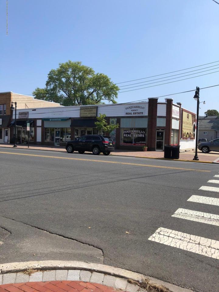 1012 Main Street - Photo 1