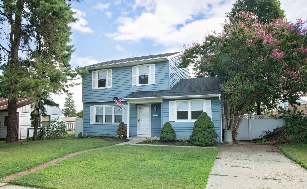 810 Orchard Avenue - Photo 1