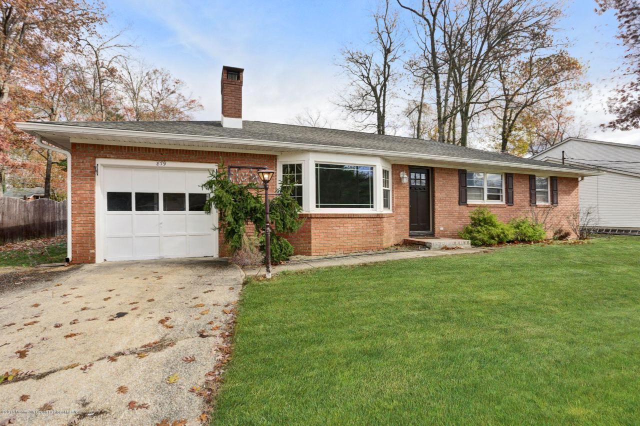 879 Brookside Drive - Photo 1