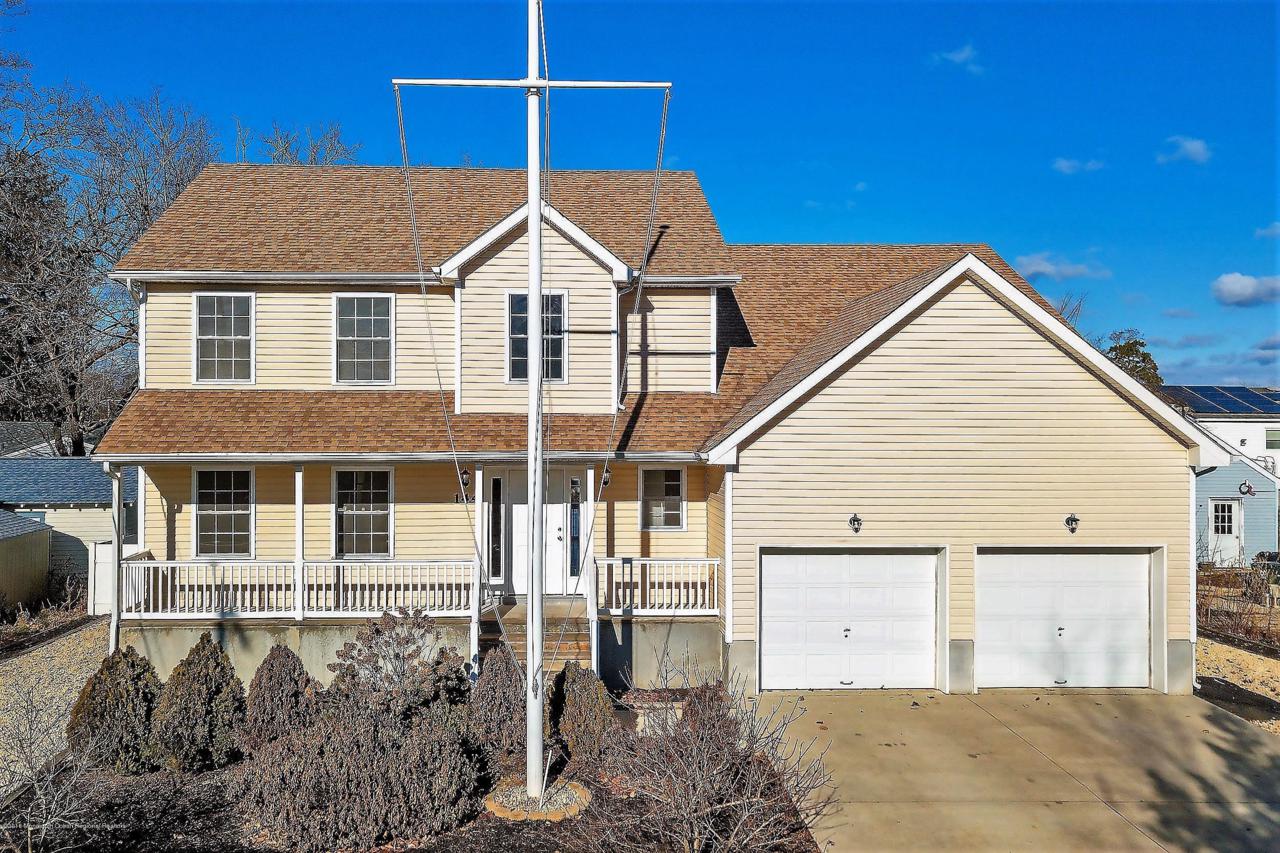 144 Mermaid Avenue - Photo 1