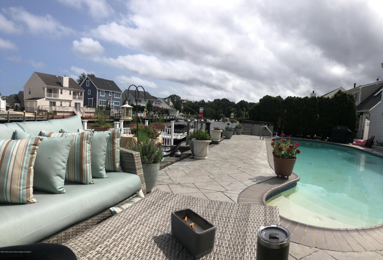 85 Spinnaker Court - Photo 1