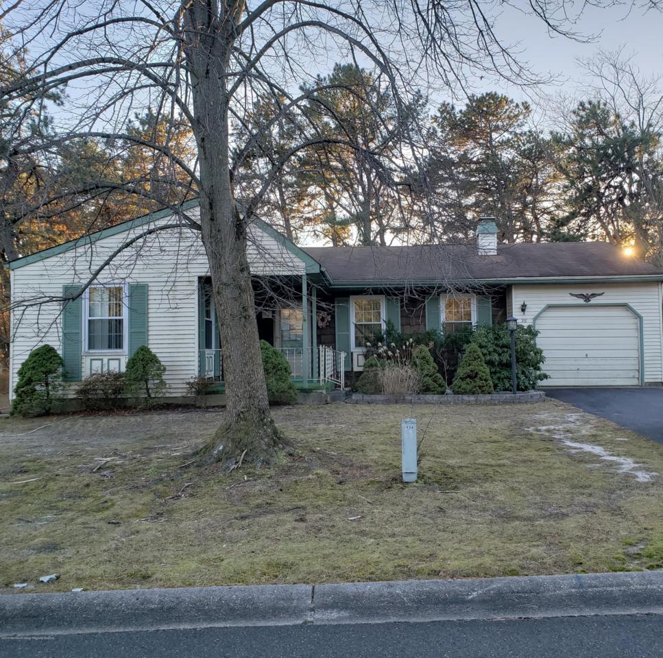 38 Milford Avenue - Photo 1
