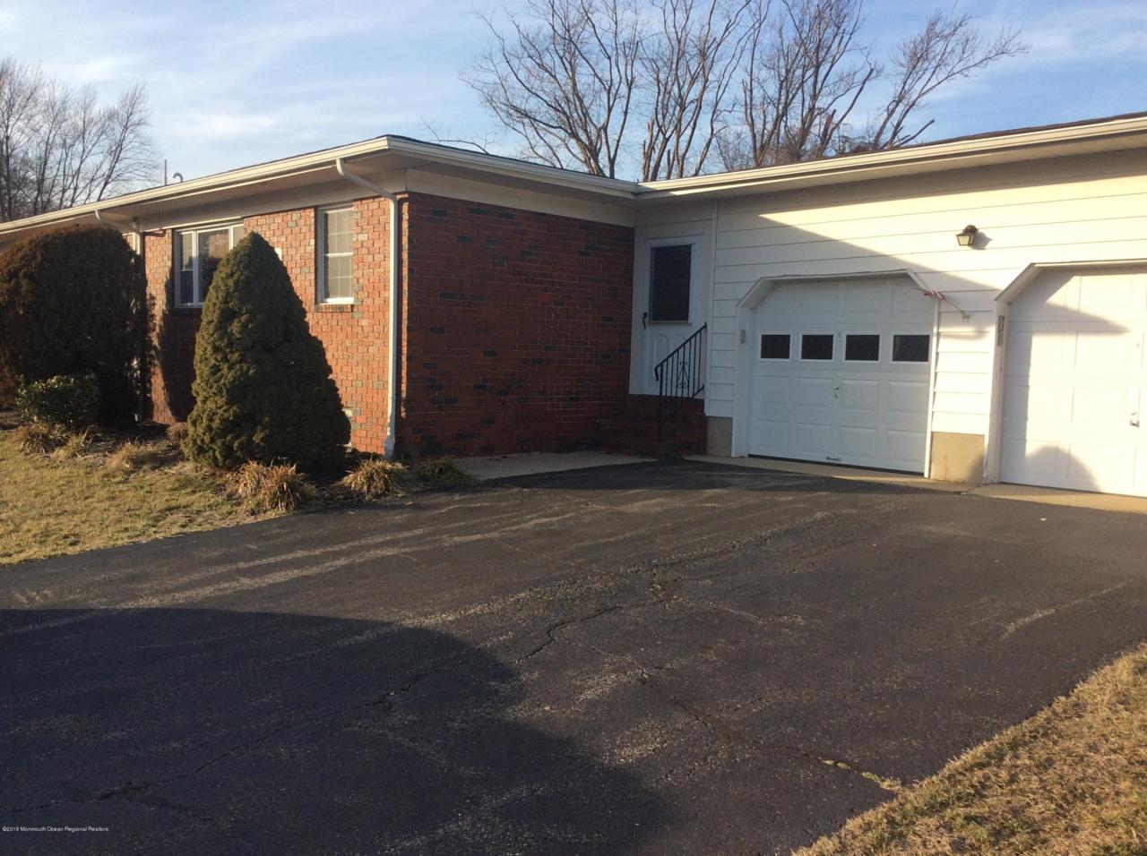 24B Court M - Photo 1