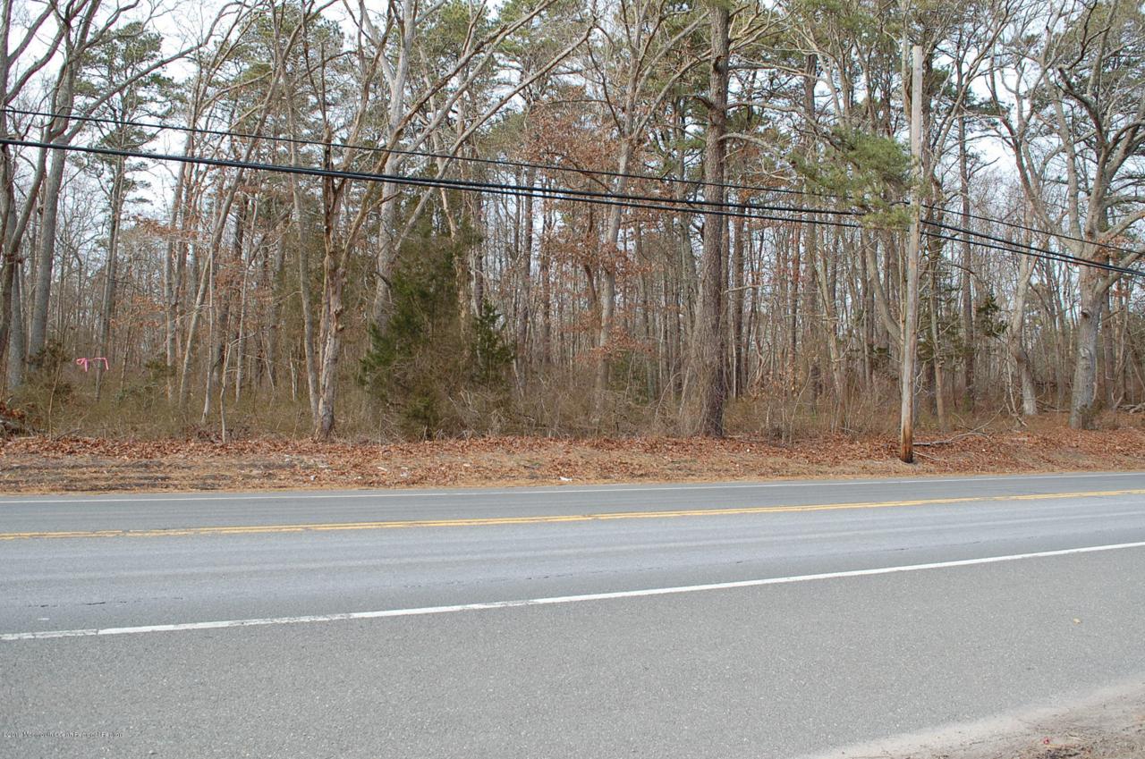 890 Route 9 - Photo 1
