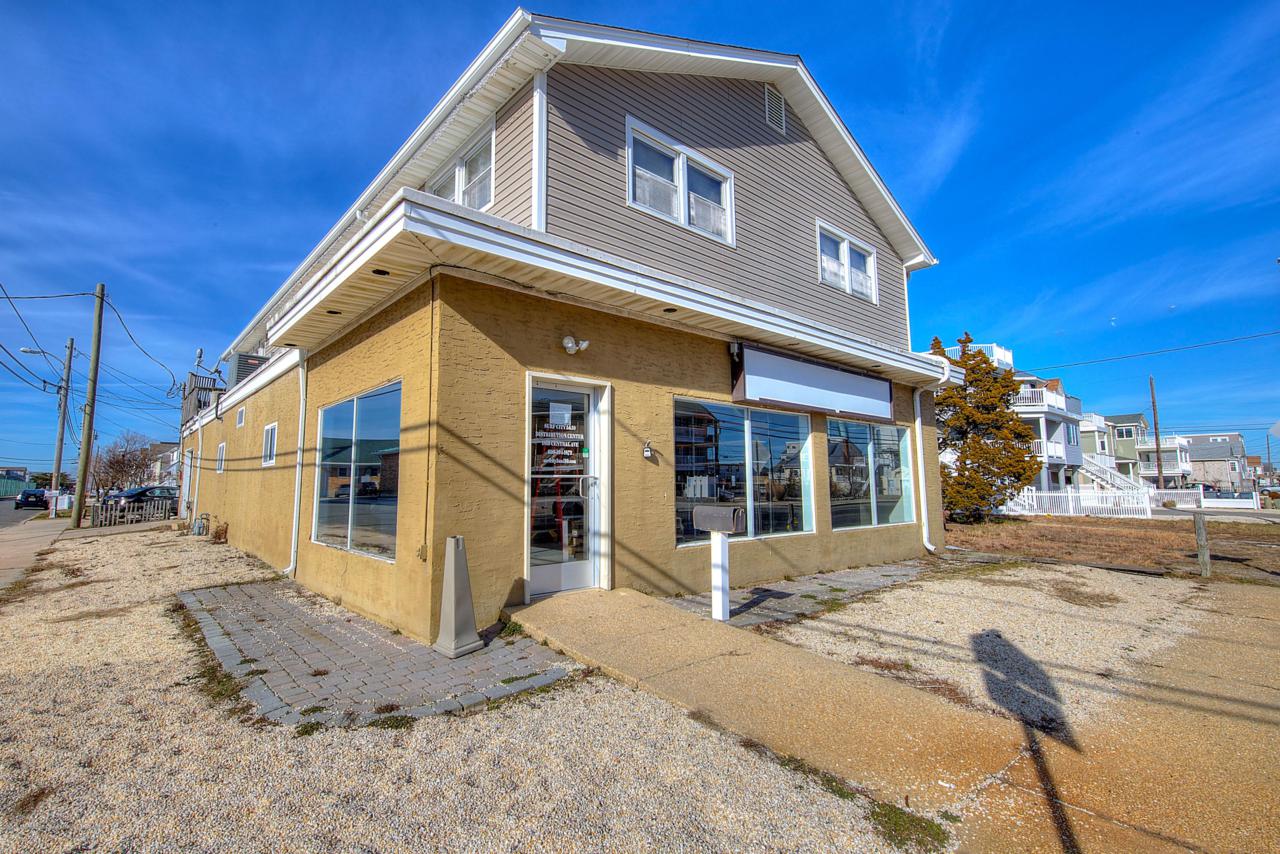 1817 Central Avenue - Photo 1