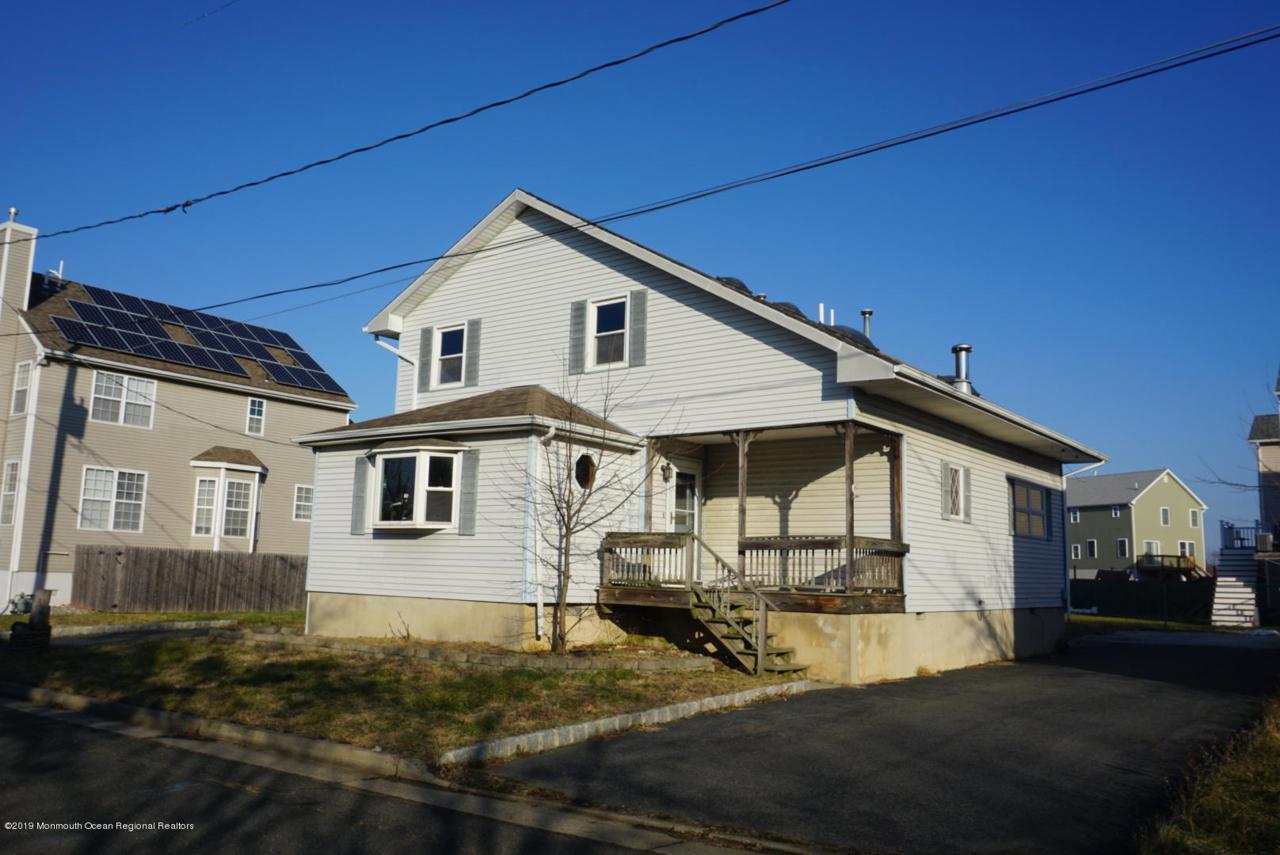 208 Shore Road - Photo 1