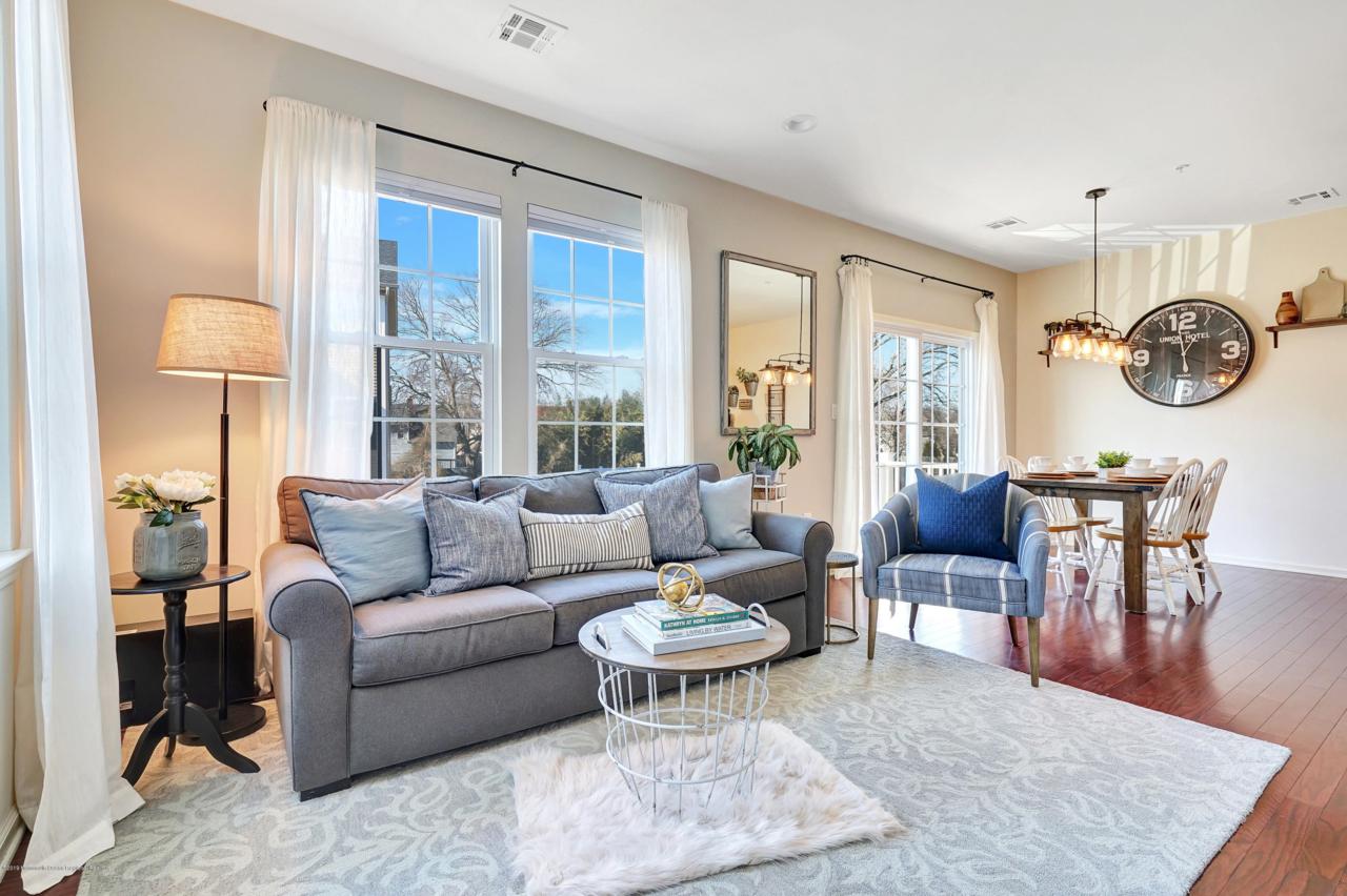 99 Steiner Avenue - Photo 1
