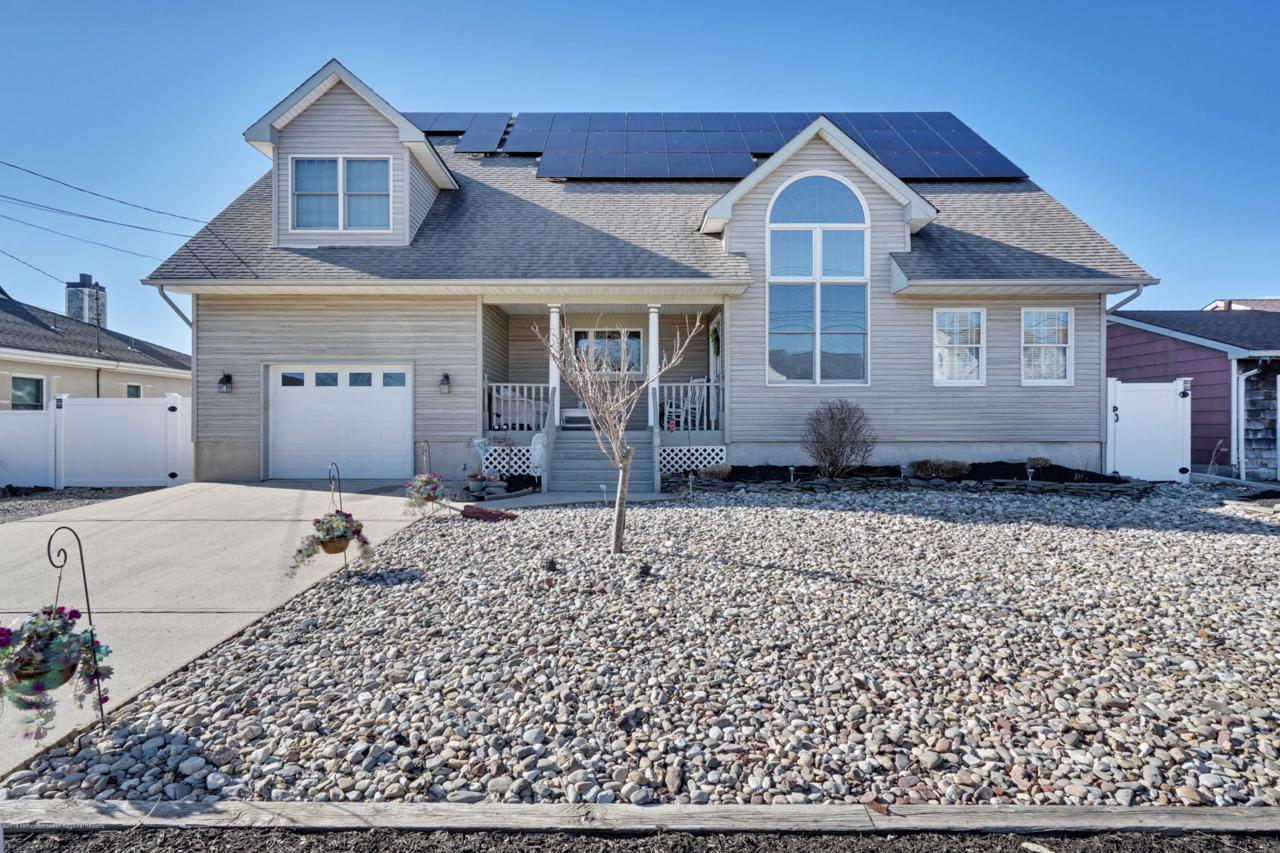 28 Lagoon Drive - Photo 1