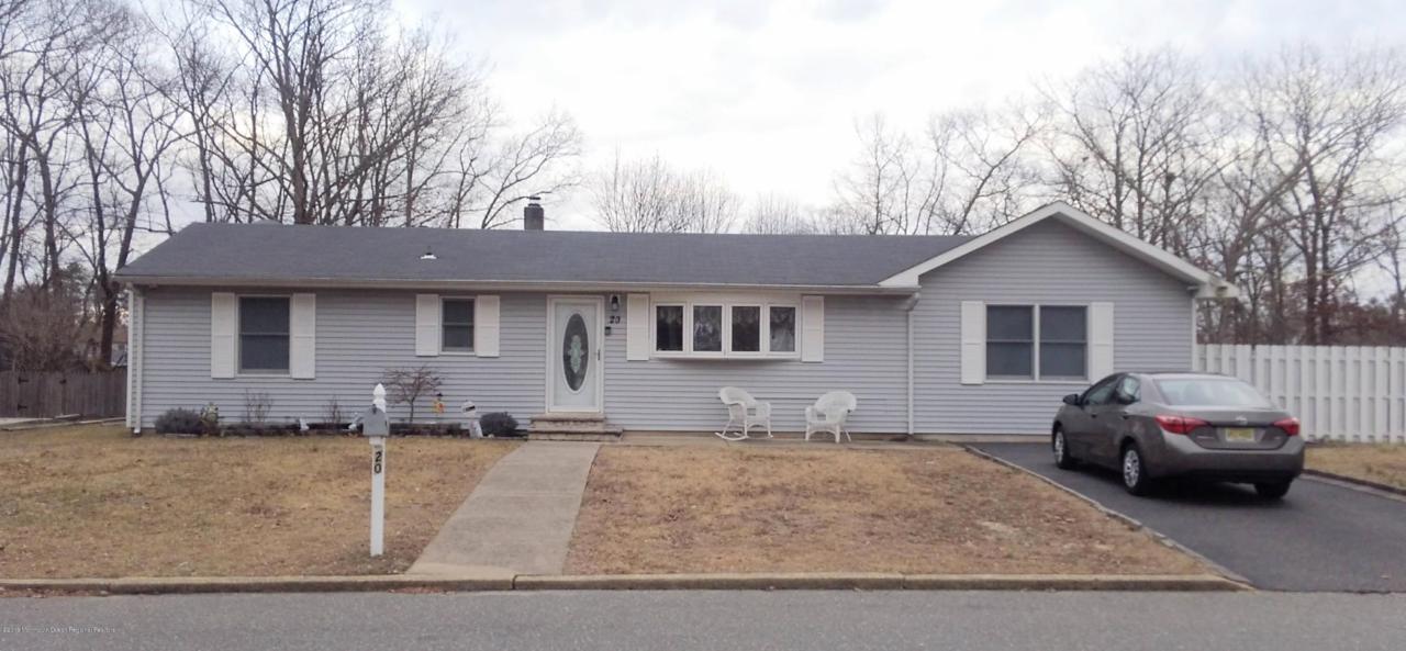 20 Western Drive - Photo 1