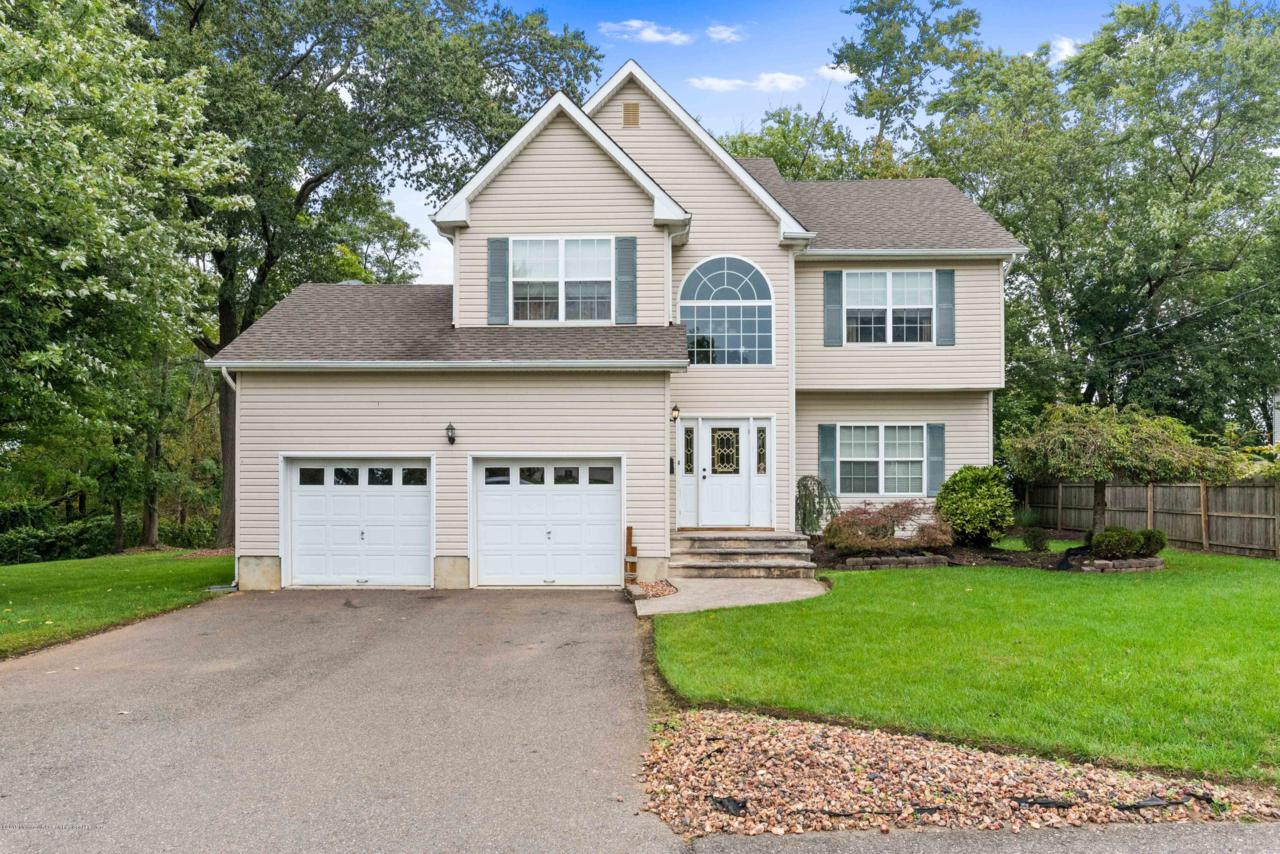 1 Glendale Place - Photo 1