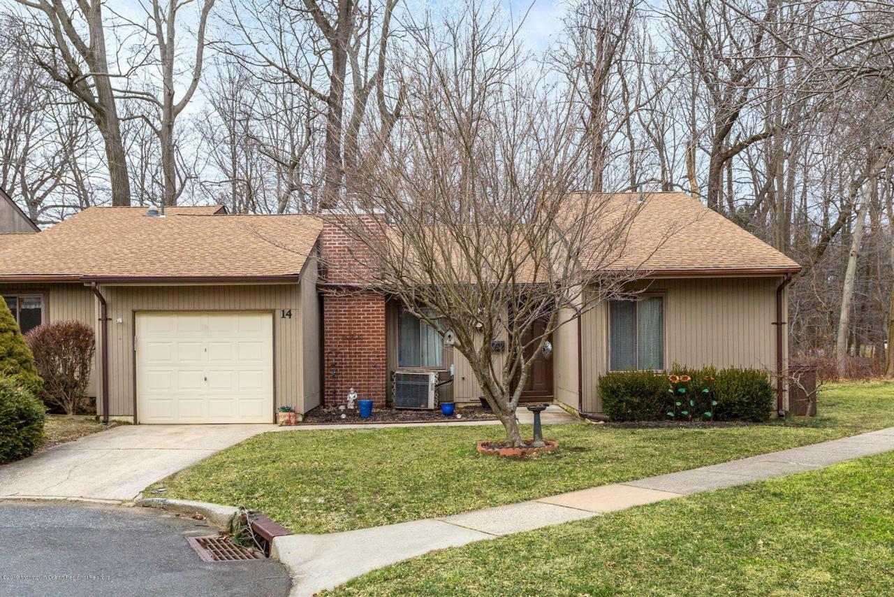14 Andover Court - Photo 1