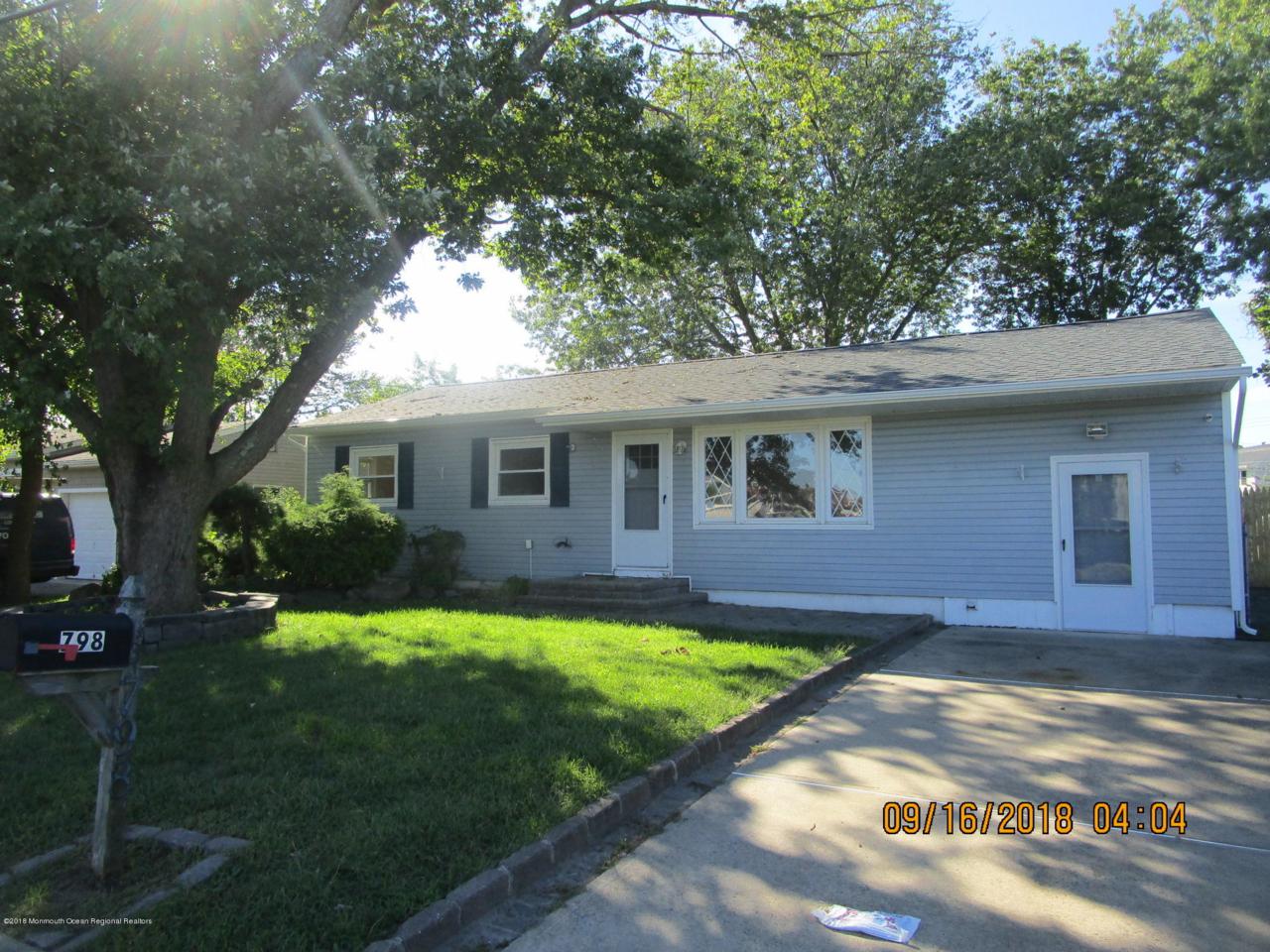 798 Bermuda Drive - Photo 1